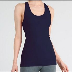 Nikibiki Seamless Tank Top W 4 way stretch, Sweat Wicking & Smoothing S/M Black